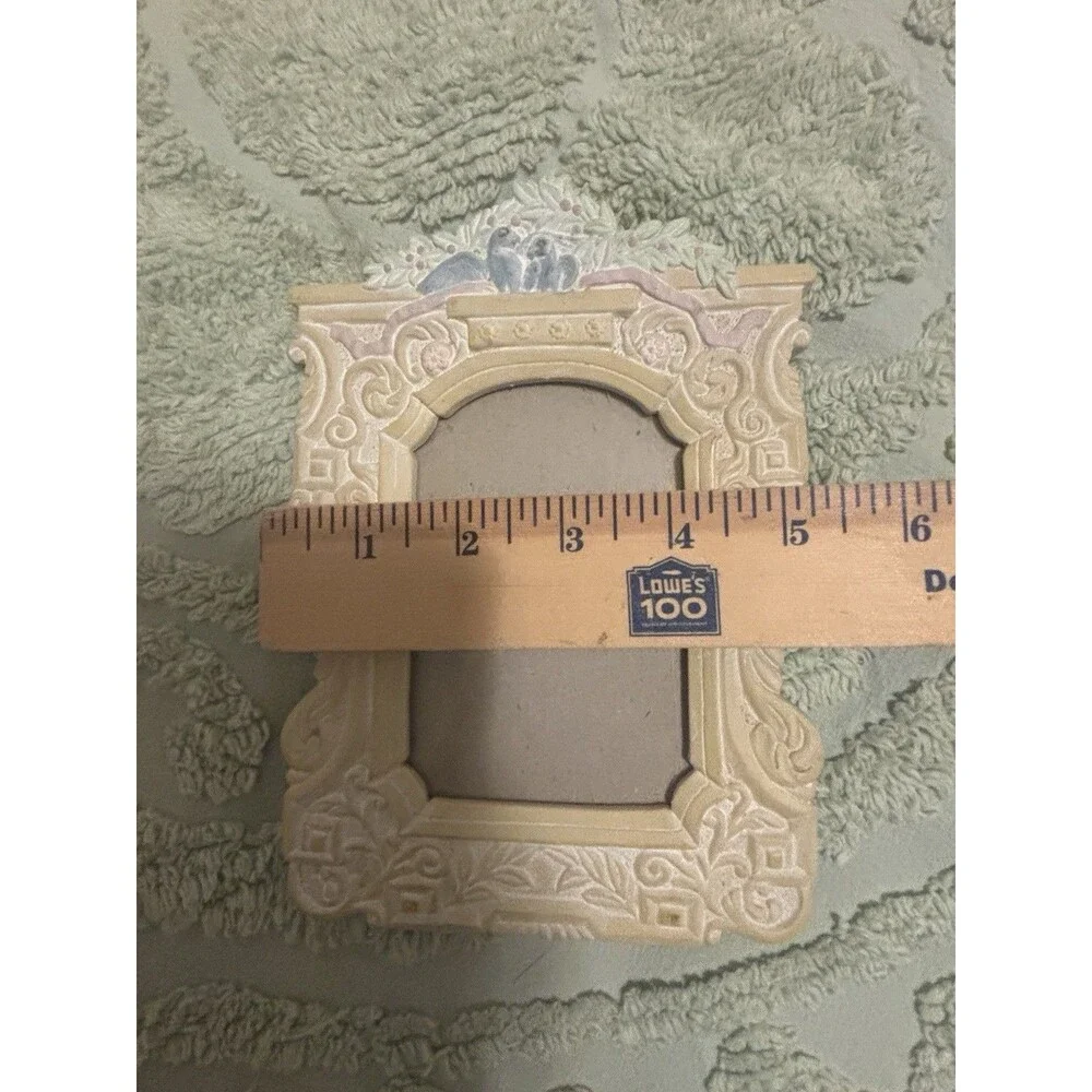 Vintage Love Birds Resin Picture Frame Pastel Rococo Floral Bow 3x4 Tabletop